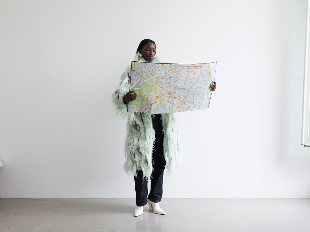 Holiday Magazine - © Artlist