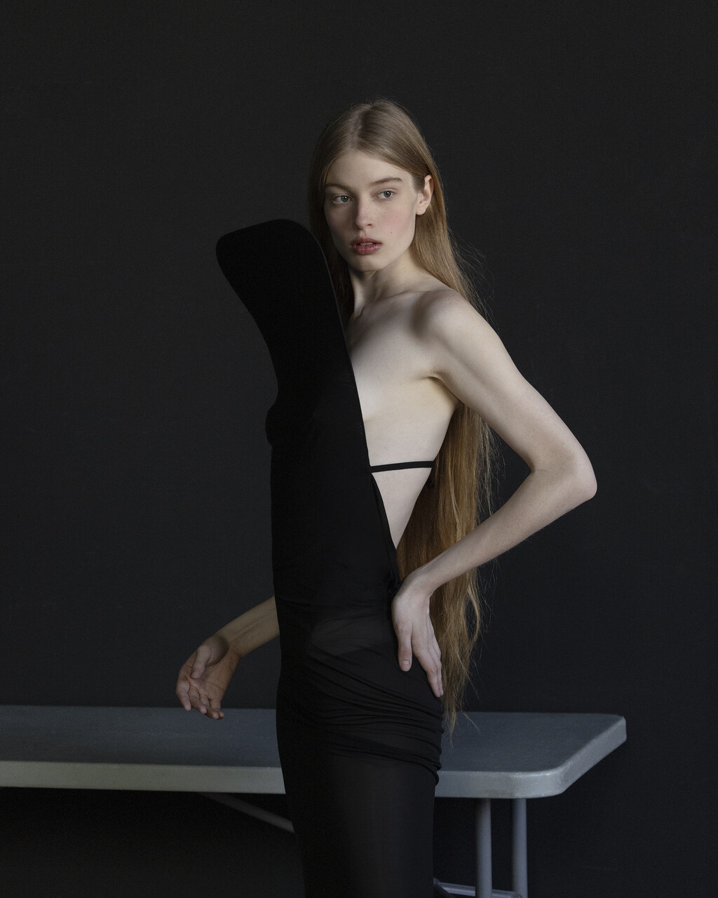 Modern Weekly - © Artlist