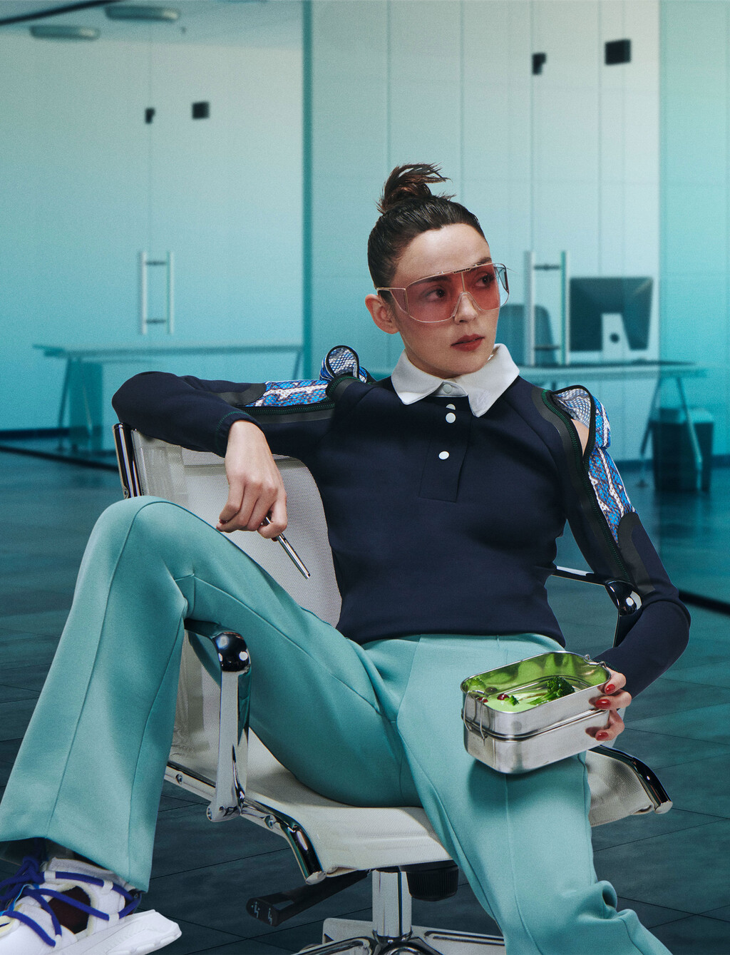 Pop Magazine - © Artlist