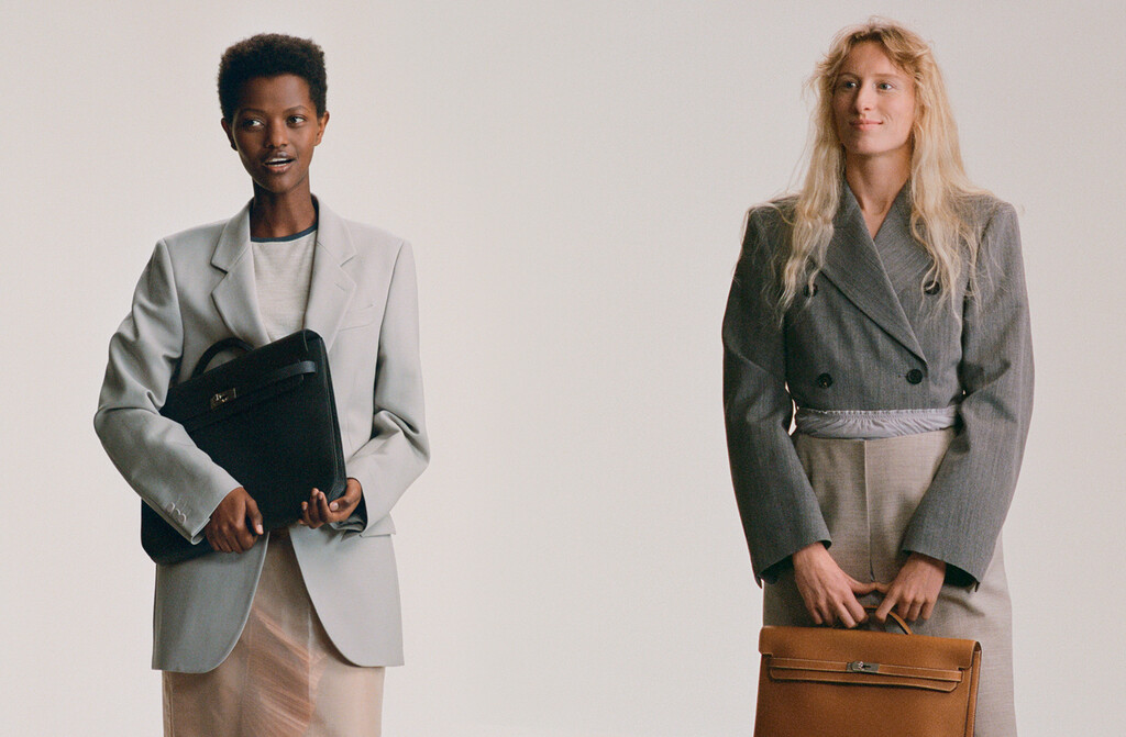 Wall Street Journal - © Artlist