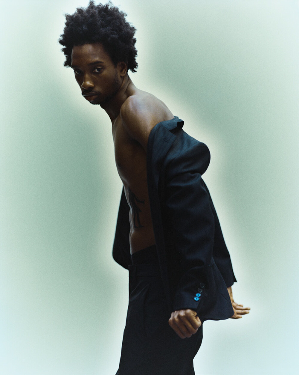 Manner Magazine - © Artlist