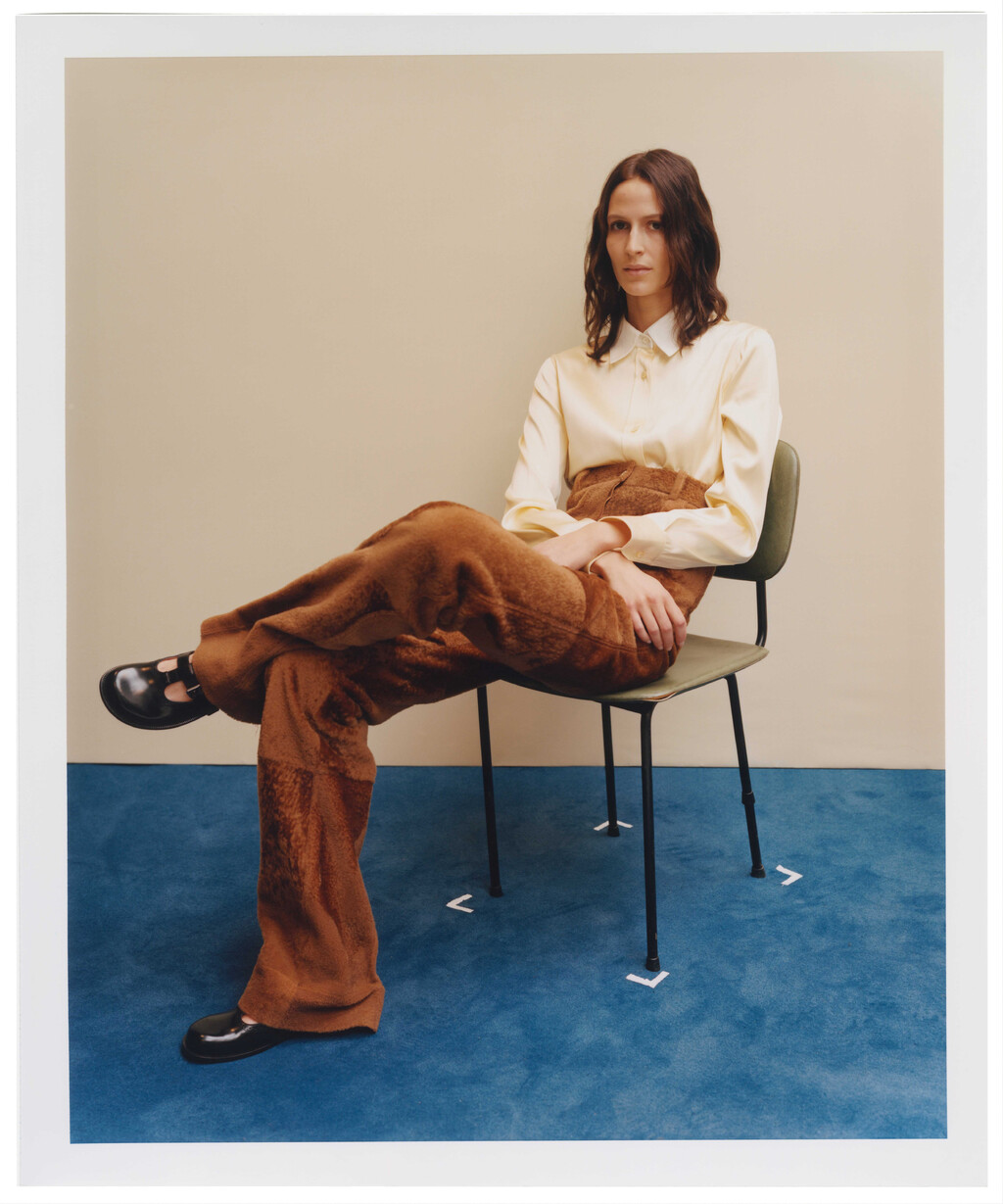 Exhibition Magazine - © Artlist